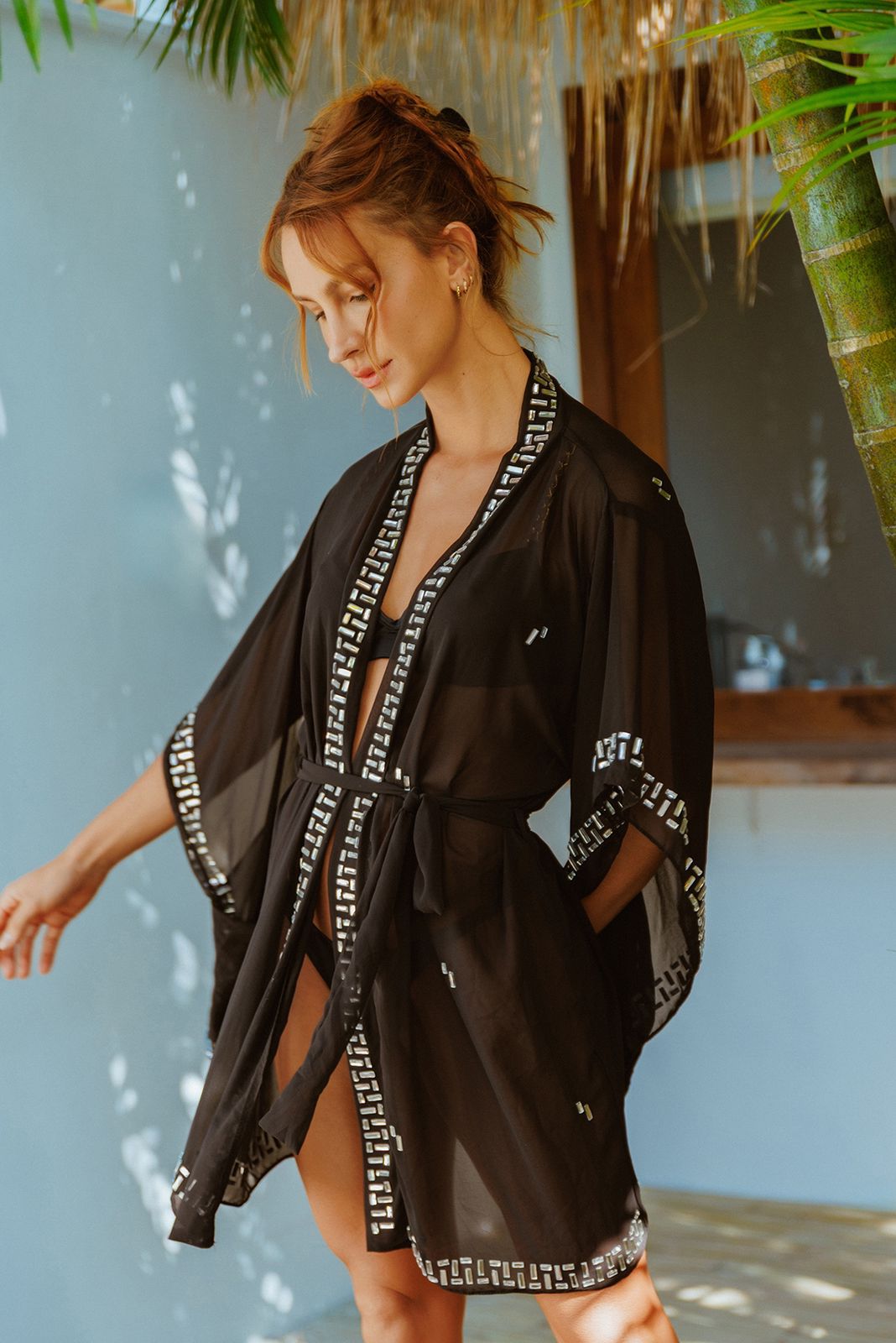 Kimono Zamzibar Negro  Lateral Izquierdo